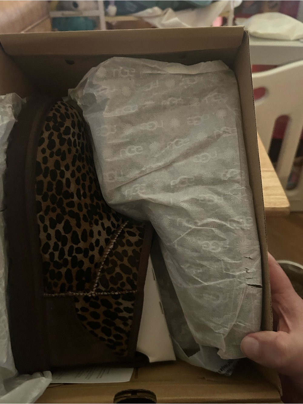 NWT UGG Classic Ultra Mini Caspian Spotted Cheetah Print Calf Hair Booties - 9 - Picture 11 of 11